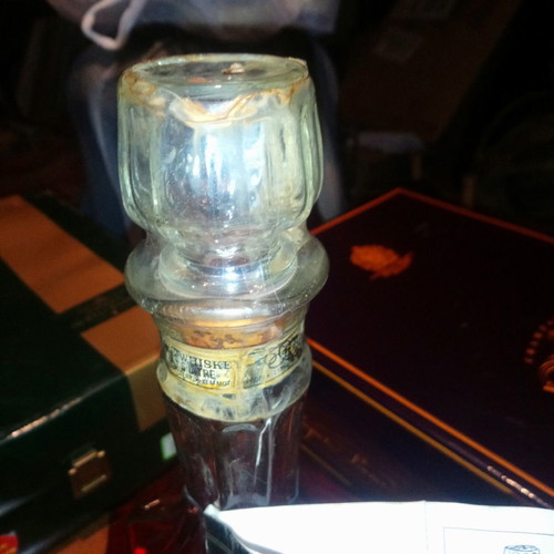 Jack Daniel's whiskey 1990 collectible with crystal decanter