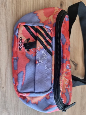 Τσαντάκι μέσης Adidas σαν καινούργιο, κόκκινο και πορτοκαλί