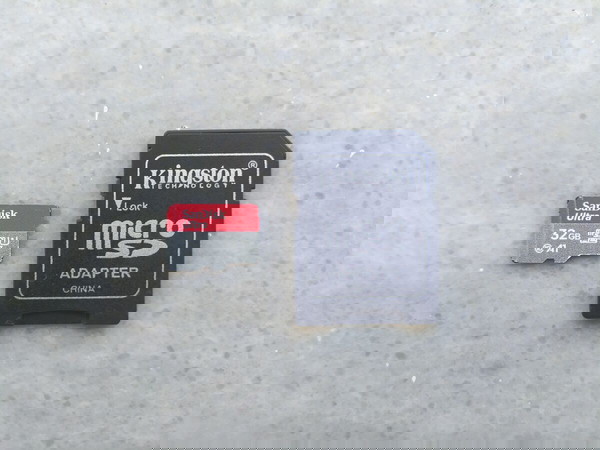 Sandisk Ultra 32GB - microSD карта