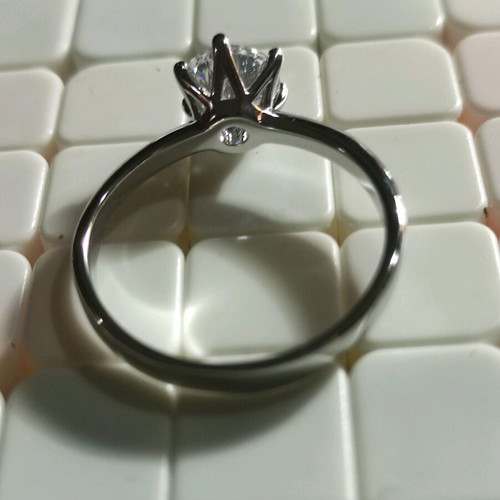 Women's ring new, two-carat cubic zirconia, silver plated