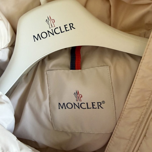 Moncler Odile Nylon Down Jacket like new, size 3-6 months, light pink