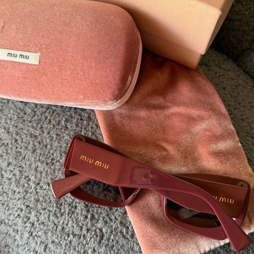 MiuMiu Sunglasses like new, red burgundy