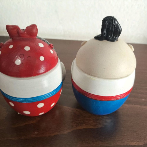 Kitchen decorations from Ukraine like new with spice storage