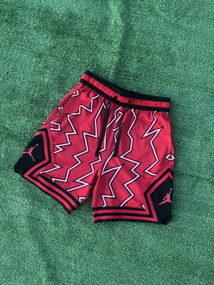Jordan shorts used, red, size M