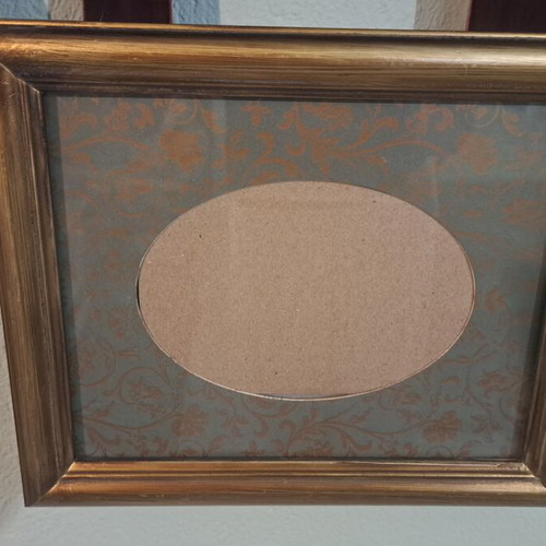 Vintage decorative double wall frame used, classic style