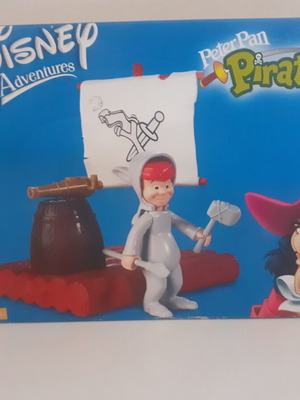 Disney Adventures Peter Pan Pirates toy by Famosa 2003