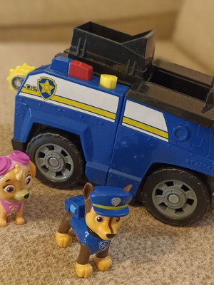 Paw Patrol Chase Police Truck used, transformer vehicle with 2 figures