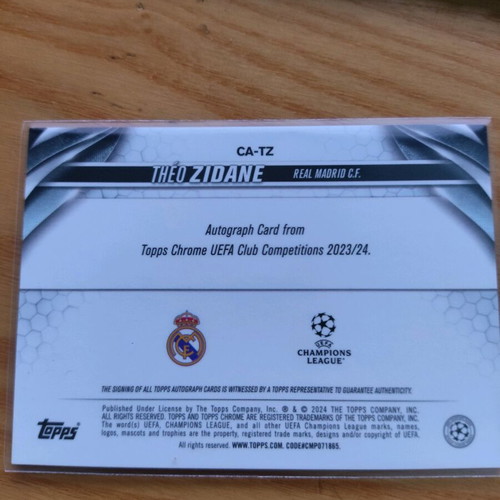 Topps Chrome Theo Zidane 2023-24 autograph card like new