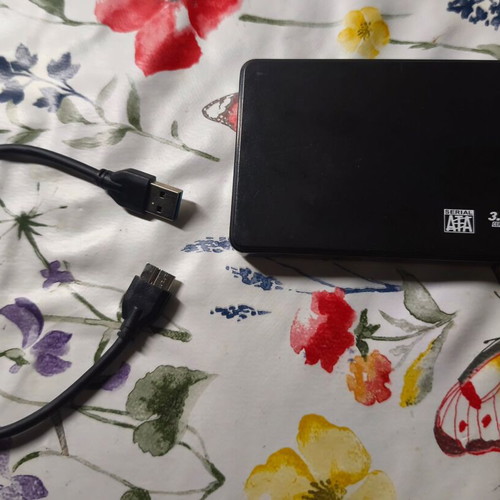 External hard drive enclosure with USB 3.0 Micro B cable