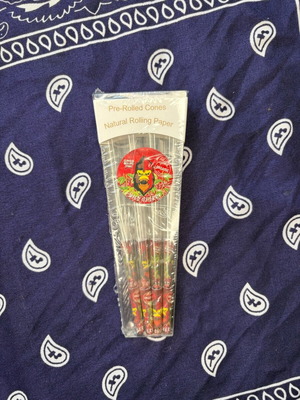 Gorilla Rolling Stars 6 glass pre-cones with Wild Cherry flavor new