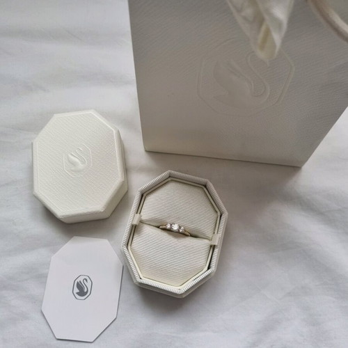 Swarovski Stilla Attract ring new, size 55, gold color