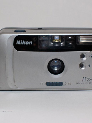 Nikon AF230 35 mm аналогов компактен фотоапарат