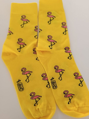 Socks with pink flamingo pattern new, yellow