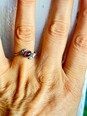Silver ring with red semi-precious stone size 5