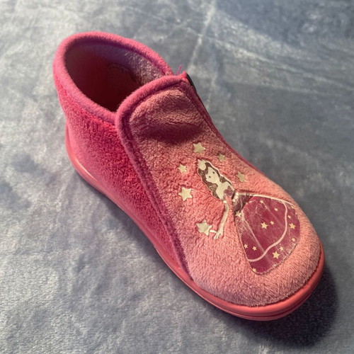 Comfy children's slippers used, size 24