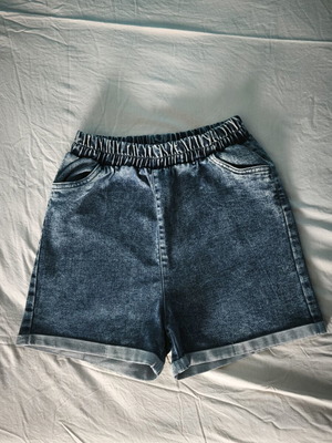 Funky Stars kids' denim shorts with elastic waist, size 12-14