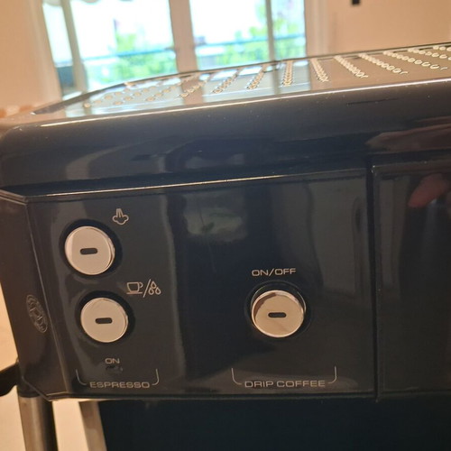 De'Longhi Coffee Maker like new, espresso and filter machine