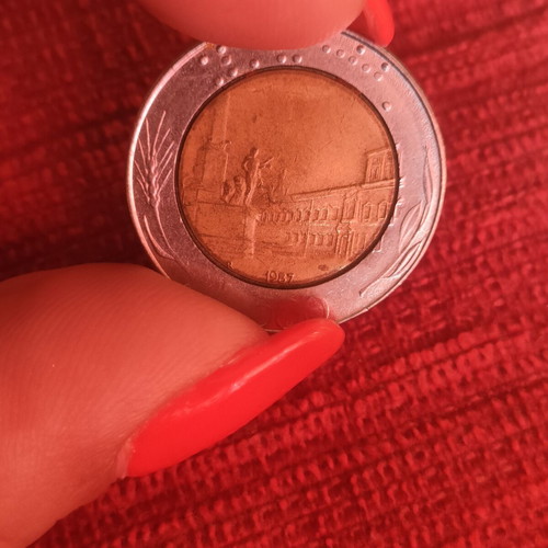 Italian 500L coin like new