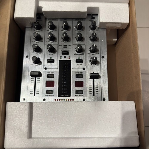 Behringer VMX 200 DJ Mixer new in box
