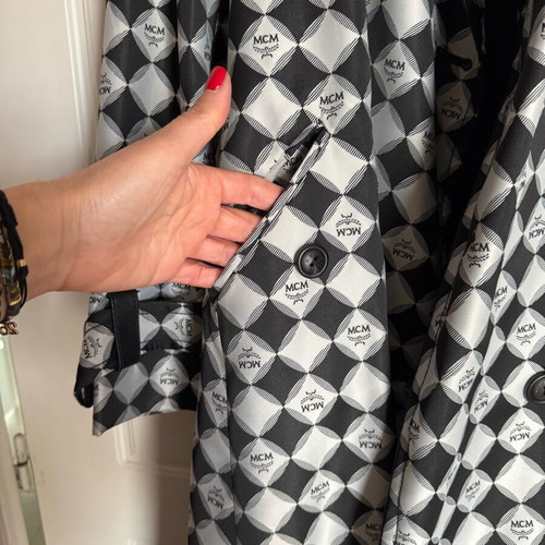 MCM bag and trench coat like new, black and white