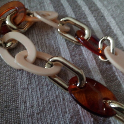 Long necklace with acrylic rings in honey, beige and bronze shades like new