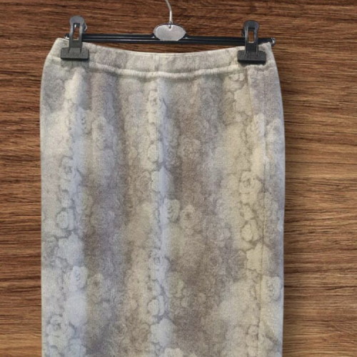 Stefanel winter knitted wool skirt size S like new, gray