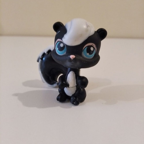 LPS Rare Collectible Skunk Figure #306 used