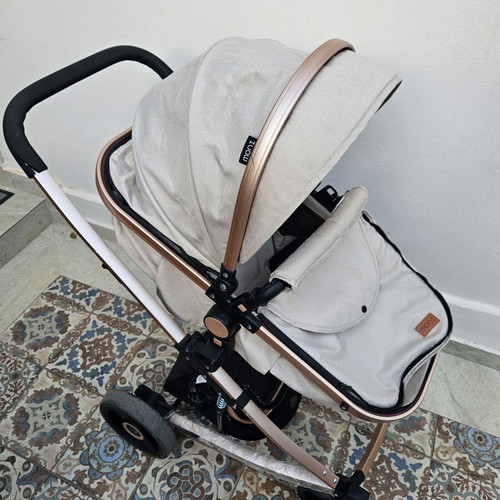 Moni Ciara 2-in-1 Baby Stroller like new, suitable for newborns