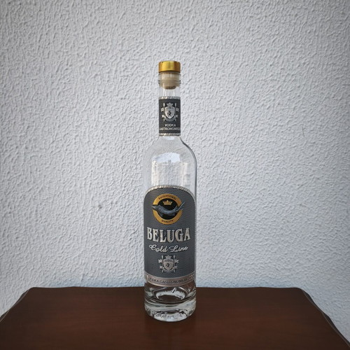Beluga Gold Line vodka set of 3 with luxury case and opener, like new