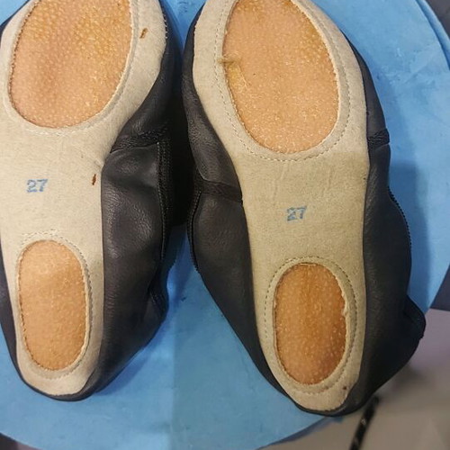 Ballet shoes size 27 like new, black with crisscross elastic