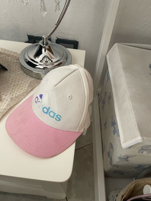 καπελο adidas κορίτσι έως 6 ετων