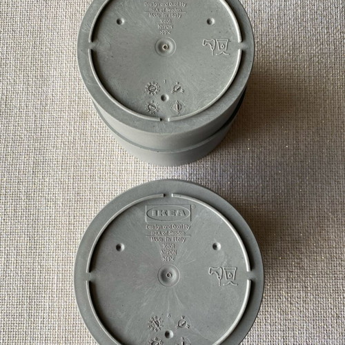 IKEA plastic pots like new, set of 2 for plants