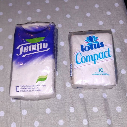 Collectible tissue packs used Tempo and Lotus mini 1980
