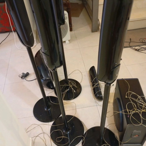 Samsung home cinema used, functional without connection cable