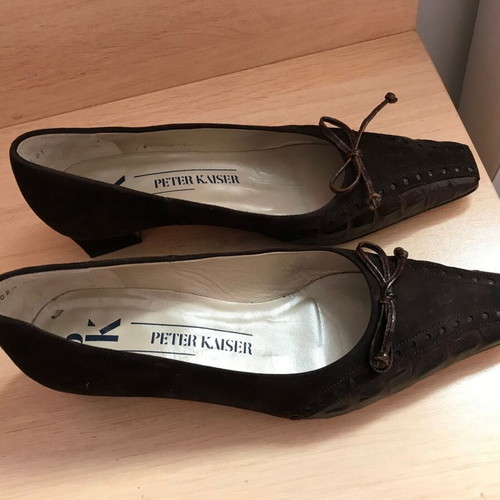 Peter Kaiser small brown heels new, unworn