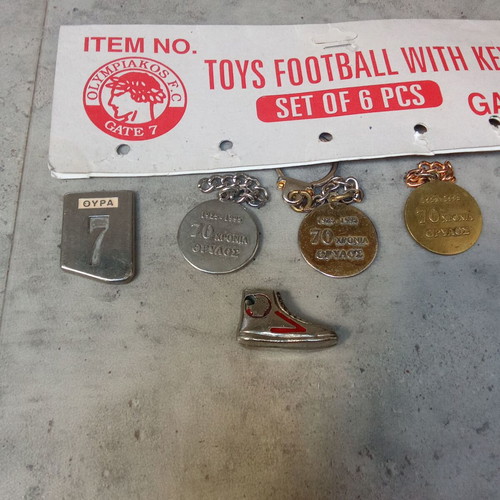 Olympiakos Gate 7 Keychain Set used, 7 pieces from 1990s