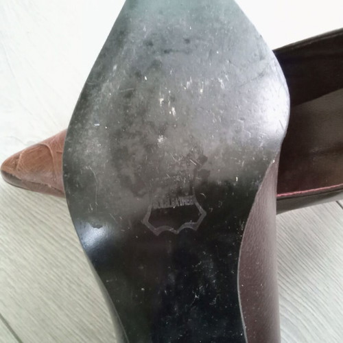 Leather pumps like new, brown, size 37, 6 cm heel