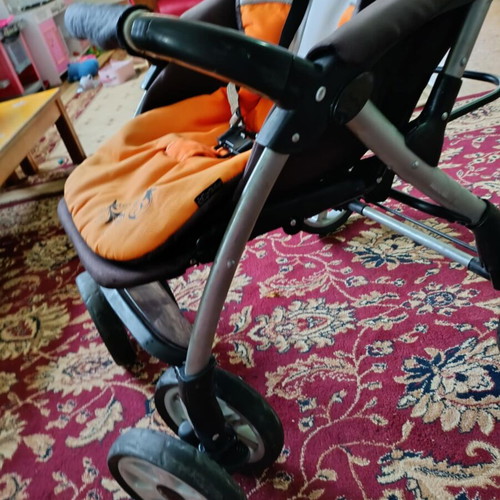 Baby stroller used in very good condition