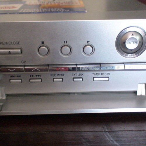 Panasonic DMR-E30EG DVD recorder and player defective, used