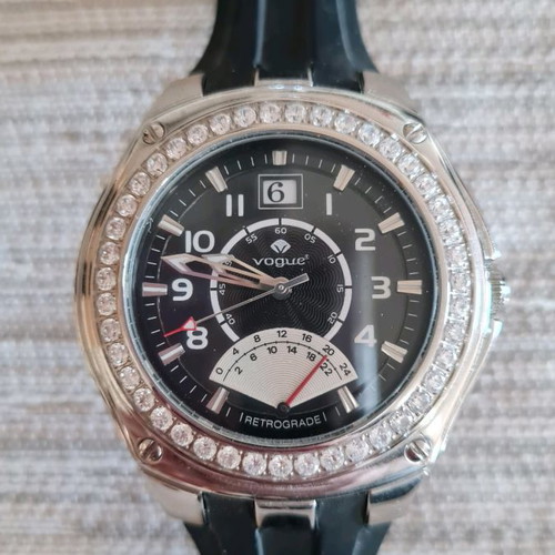 Vogue wristwatch women's new, stainless, water resistant