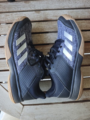 Adidas Ligra 6 sneakers size 40 like new, black and grey