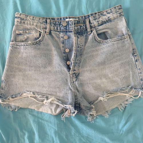 Zara women's light wash denim shorts size L 40 button fly like new