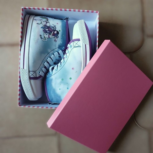 Santoro London Gorjuss High Sneakers Size 36 New