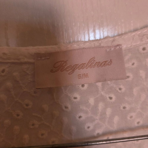 Regalinas embroidered white blouse like new, small-medium