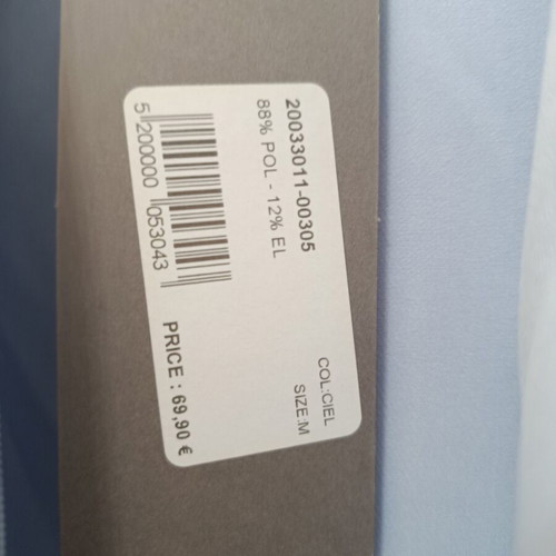 Light Blue Jacket new, size Medium