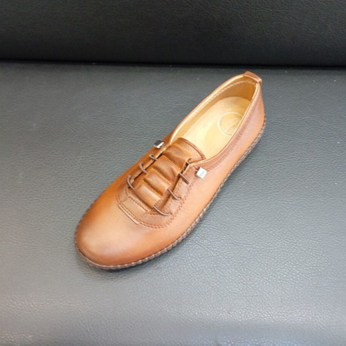 Ballerinas new, genuine leather inside and out, brown
