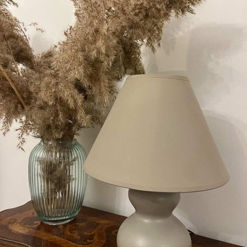 Minimal table lamp used with fabric lampshade
