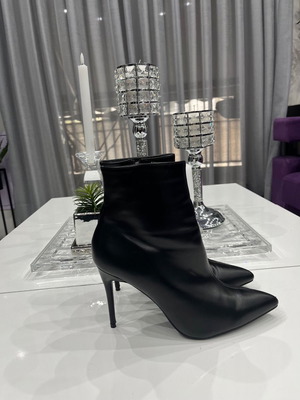 Migato black ankle boots new with thin heel, size 38