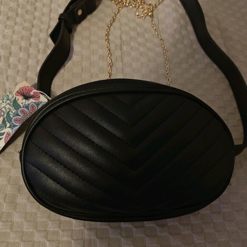 Waist bag new, black quilted with chain