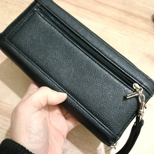 Guess wallet used, black
